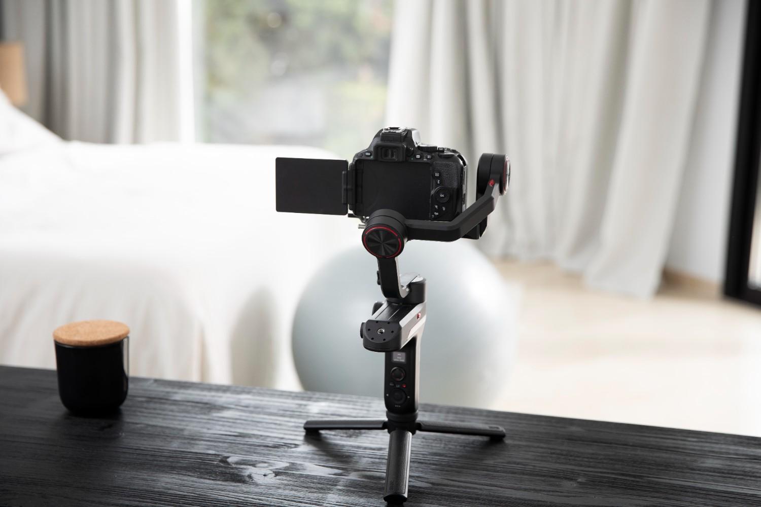 Tripod Murah di Jakarta untuk Standee: Pilihan Terbaik untuk Display Stabil